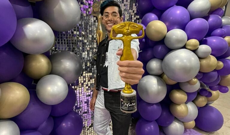 Cosechando el éxito: Mota ganó su primer premio internacional ??