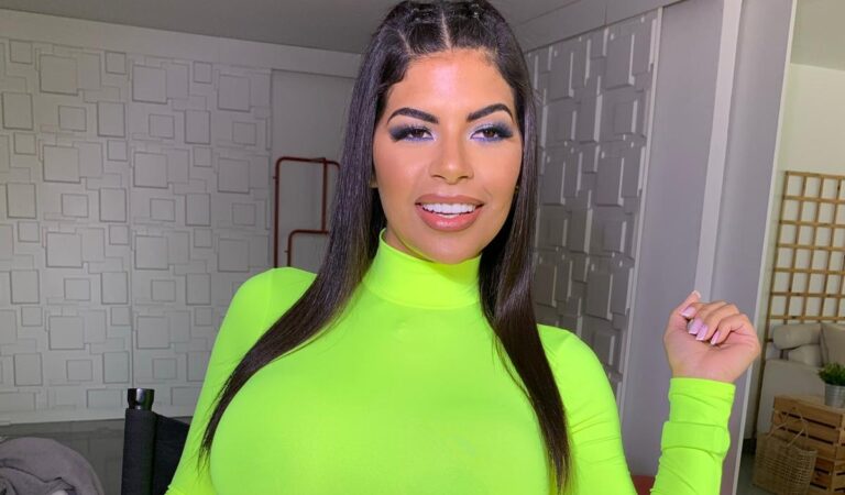 ¡¿Y aquí qué pasó?! Sheila Ortega apareció vestida de novia ??