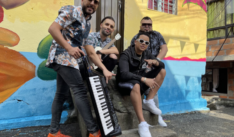 J Álvarez junto a Alkilados y Eliot ‘El Mago de Oz’ en «Agüita con coco» ??