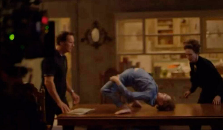 Las primeras imágenes de «The Conjuring: El Diablo me obligó a hacerlo» tienen un fuerte aire a «El Exorcista»