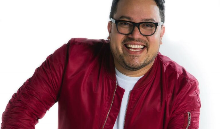 ¿Hay algo que no pueda hacer? David Comedia imitó 100 voces y quedarás loco con el resultado