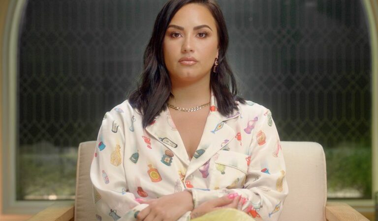Luego de ver su documental «Dancing with the Devil»: Demi Lovato sufrió un ataque de ansiedad ??