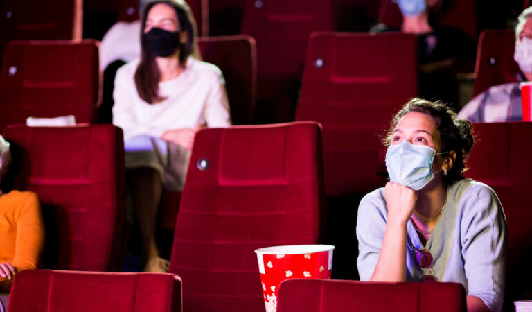 Más 100 mil personas han ido al cine en Venezuela durante 2021 ???
