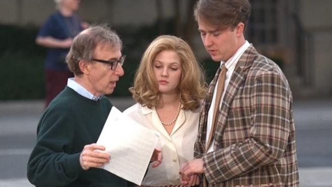 Drew Barrymore se arrepiente de trabajar con Woody Allen