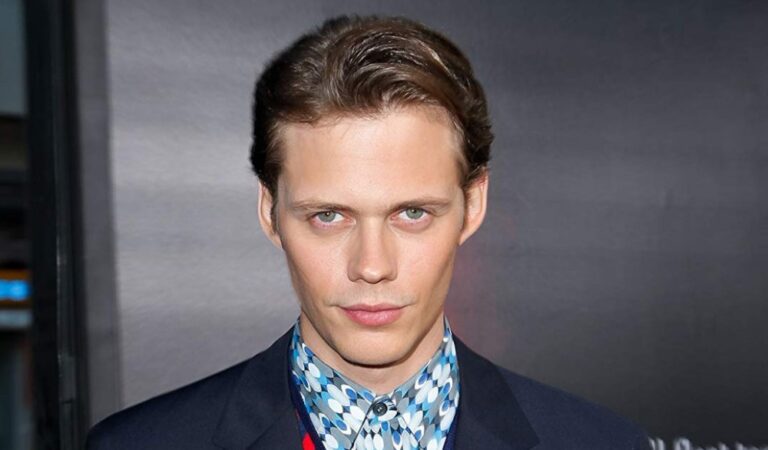 Bill Skarsgård se une a la cuarta entrega de John Wick