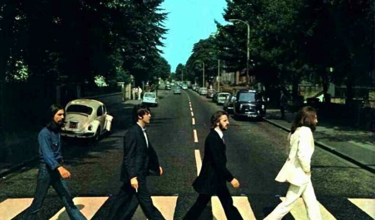 El documental de Peter Jackson sobre los Beatles es ahora una docuserie de 6 horas en Disney+