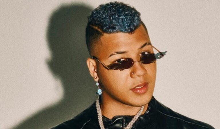 Con «Ella»: Boza suena en 40 países ??