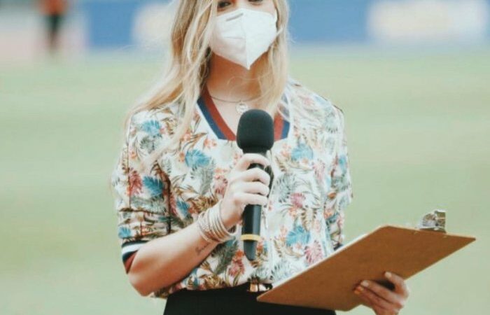¡Mujeres al poder! “Coquito” Santoro, la primera periodista en comentar fútbol de élite en Venezuela
