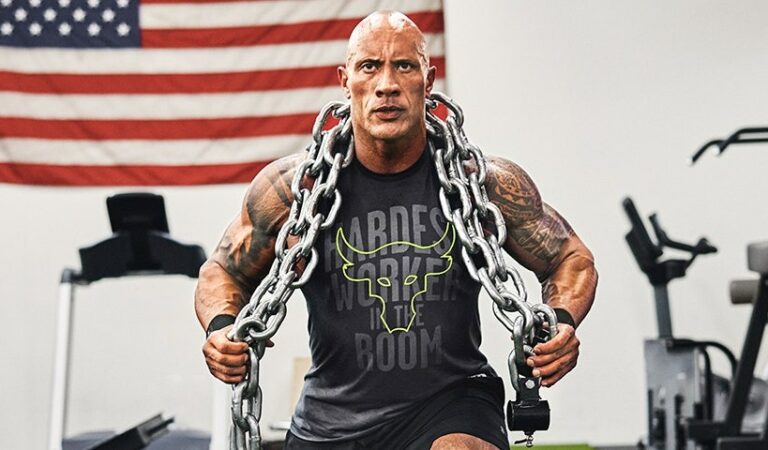 Dwayne Johnson anuncia una nueva línea de ropa de fútbol «Project Rock»