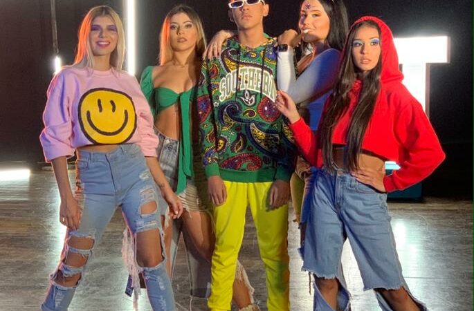El cantante y compositor venezolano AJ lanza su nuevo promocional “Tiktoker”