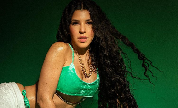 ¡Ahora sí se pasó! Rosita pública foto sin nada de ropa