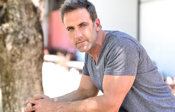 Carlos Ponce ya está listo para darle vida a Luis Miguel en la serie de Netflix