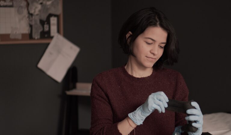 Dinna Rivera conquista Chile con agujas, tinta y mucho arte