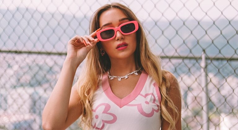 «Para que la gente se pegue como ‘Pega Loca'»: Mabel Yeah está de estreno 