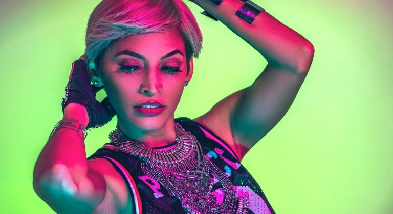 ¡Qué talento! Veneka se prepara para el lanzamiento de su próximo sencillo promocional «Quizás»