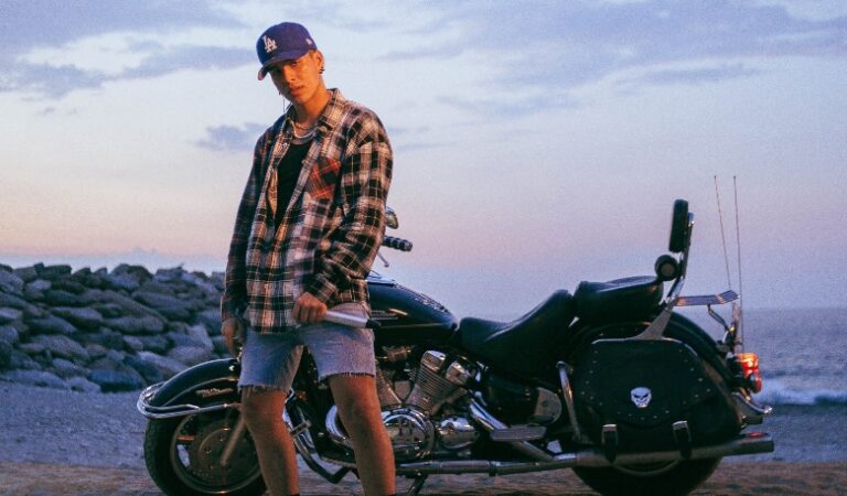 ¡Oh! Neel revela detalles de su vida sentimental con el estreno del tema «Cuando te imagino»