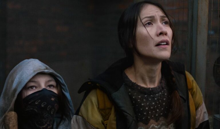 El clip de Night Raiders muestra la película de ciencia ficción producida por Taika Waititi