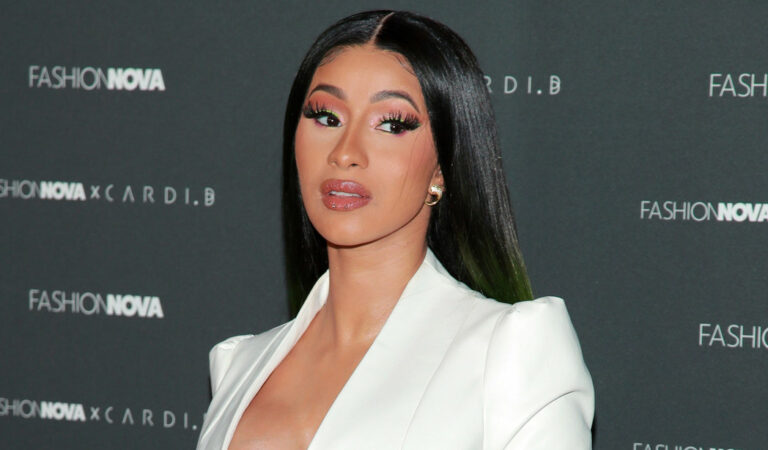 Cardi B no pudo contener la emoción al conocer a Robert Pattinson