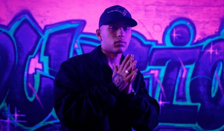 «Bellacrisis»: Thomaz regresa a la escena musical con fuerza