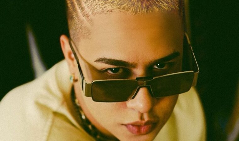 Jeeiph presentó su nuevo sencillo en medio de un “Diluvio”