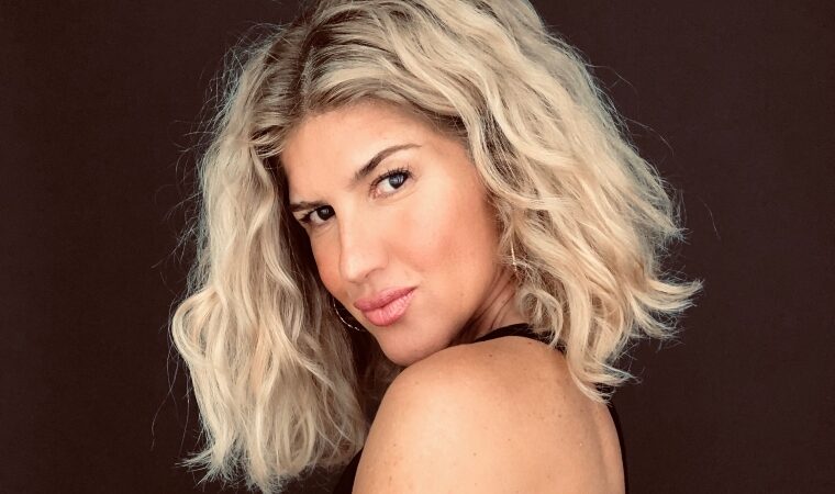 Una referencia en el mundo de la belleza: Jessica Galván, la estilista mexicana creadora de la técnica Beachy Hair