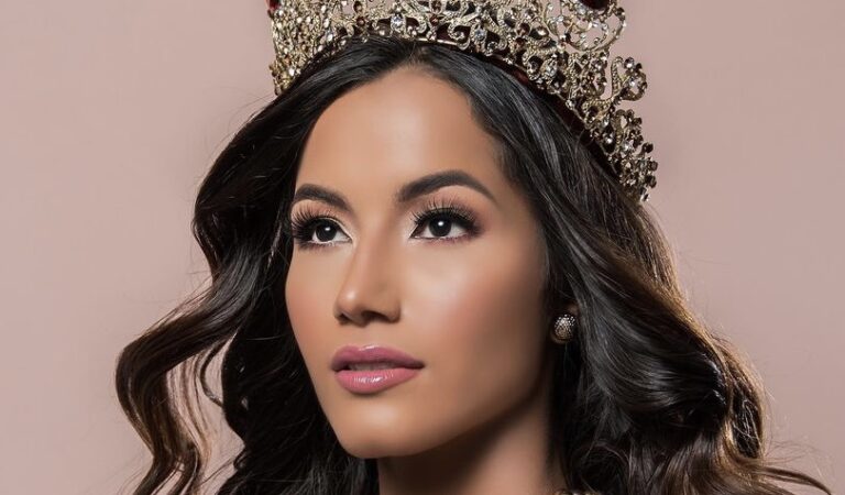 Ismelys Velásquez impactó con su vestido al recibir las llaves de Manizales ??✨