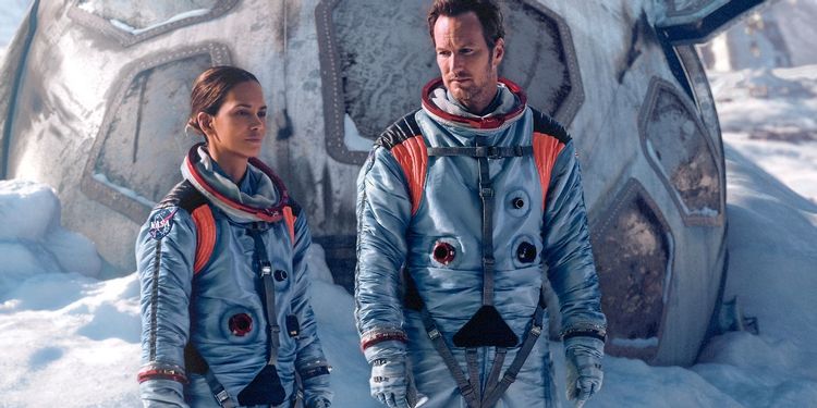 El nuevo tráiler de «Moonfall» revela un plan interestelar para salvar la Tierra