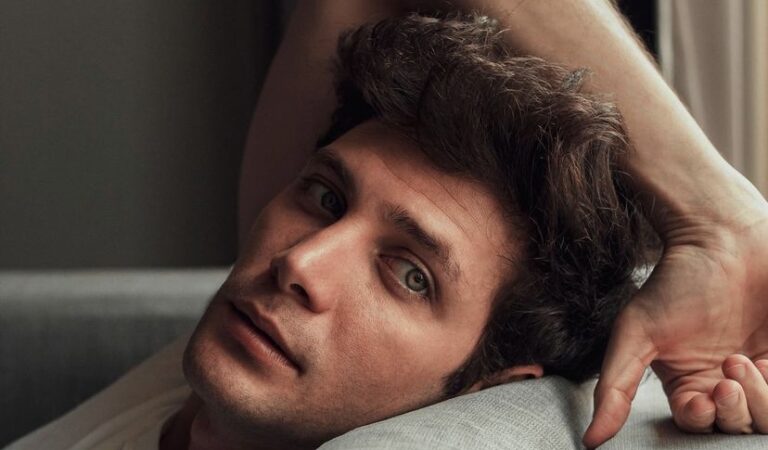 Gabriel Coronel llegó a la pantalla grande con la película ”Patricia, una pasión escondida” ???