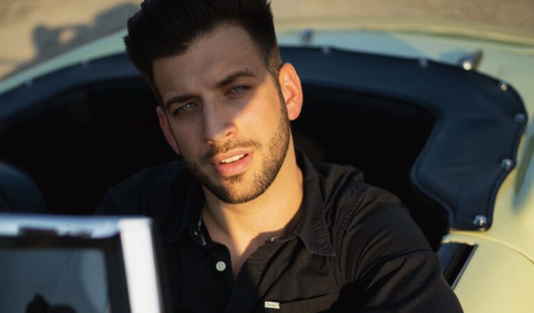 Igor Prosev pasa de las canchas a las carteleras radiales ??