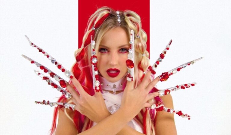 Alcanzando millones de reproducciones: Katie Angel estrenó el videoclip de «Miénteme»