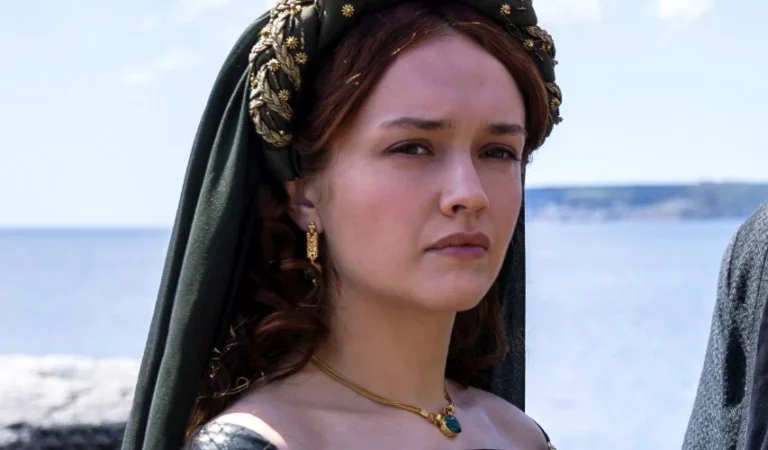 La estrella de House of the Dragon bromea con que la asesinarán si habla de la serie