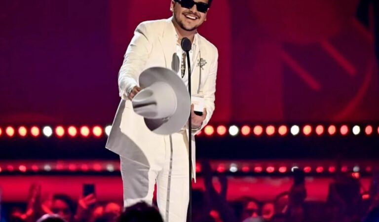 Premios, presentaciones y más: Así se vivieron los Latin AMA’s 2022