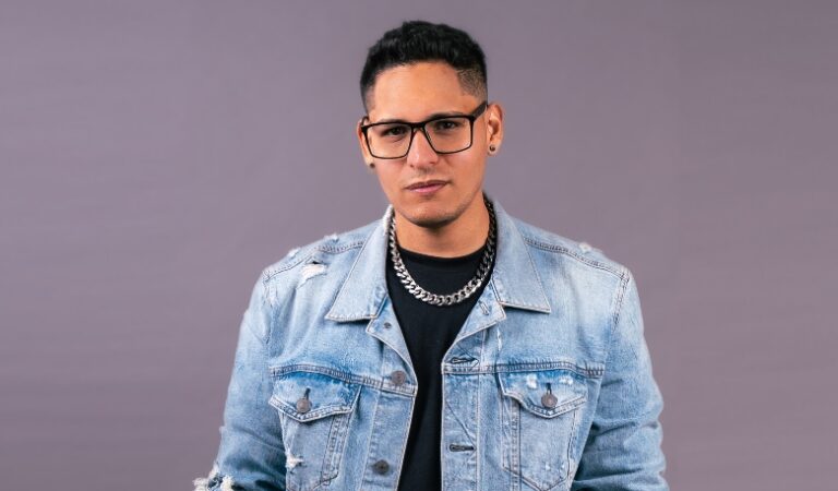 Abriéndose paso en la industria musical: Gustavo BK estrena «Pa’ que se mueva»