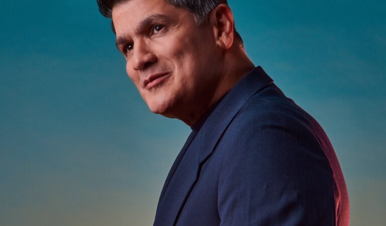 Eddy Herrera estrena “Aquí y estoy” para poner a bailar a Venezuela ??✨