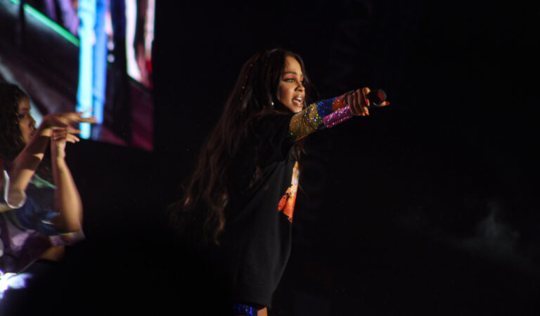 En Caracas: Natti Natasha demostró ser «la dura de las duras»