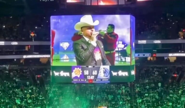 Larry Hernández fue el invitado especial en el Basketball Phoenix The Suns