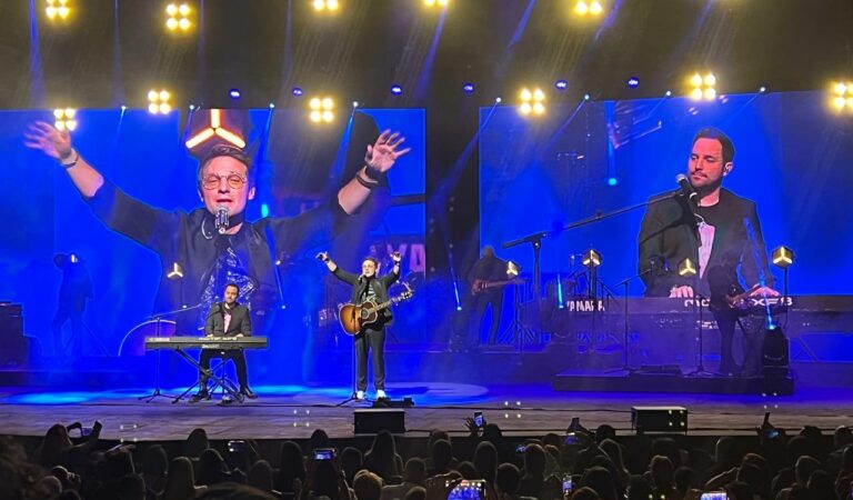 «De Vuelta En Casa», SanLuis enamoró nuevamente a su público caraqueño