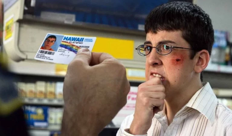 Seth Rogen celebra el cumpleaños de McLovin mientras los fans ruegan por Superbad 2