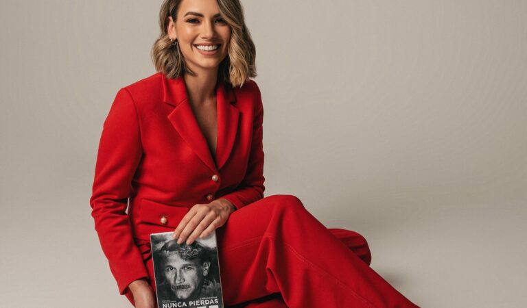 ¡En exclusiva! Laura Chimaras llegó a Venezuela para presentar «Nunca pierdas la fe»