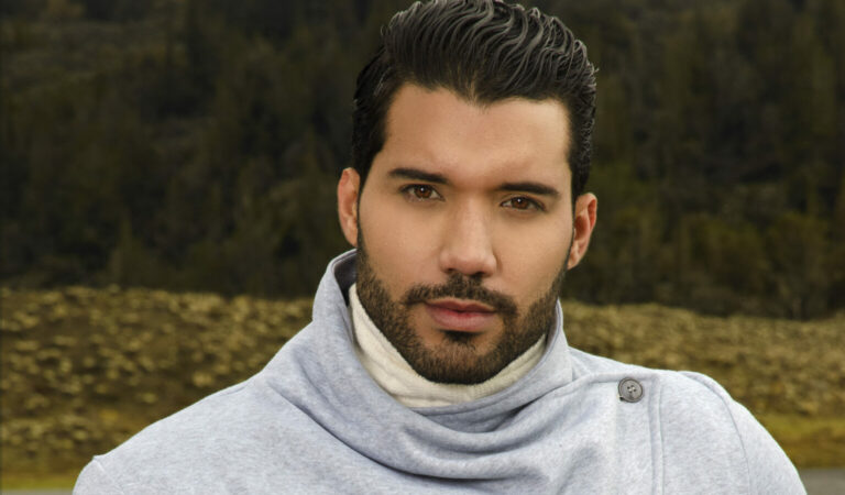 Alexander Castillo perfila como favorito en el Mister Turismo Venezuela 2022