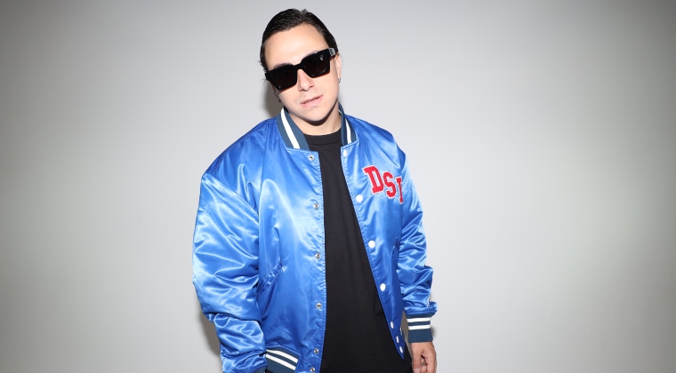 Con nominaciones a los Premios Pepsi Music 2022 y una nueva canción, Víctor Porfidio está de celebración