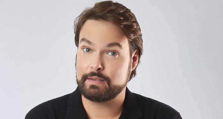 El George Harris se disculpa por su chiste sobre el autismo
