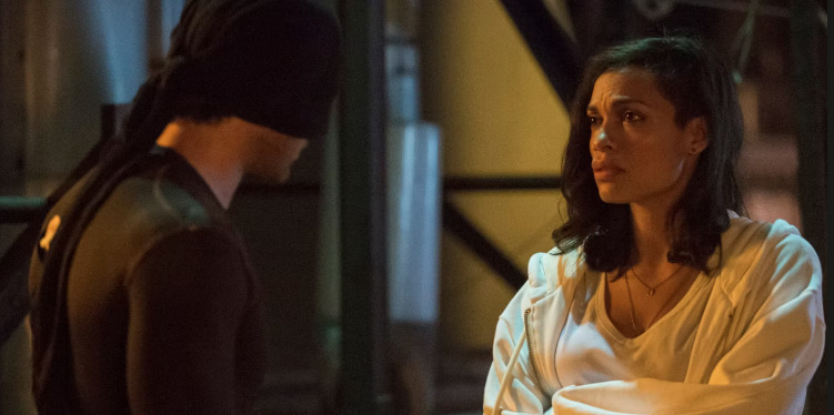 Rosario Dawson habla sobre el posible regreso de Daredevil: Born Again