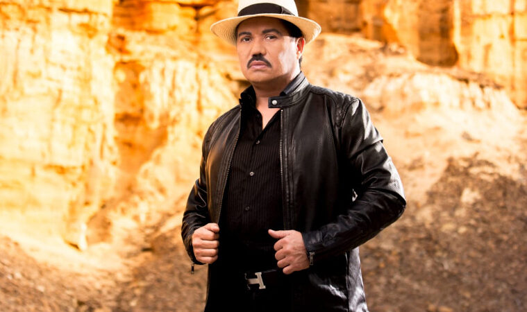Luis Silva celebra 40 años de carrera musical