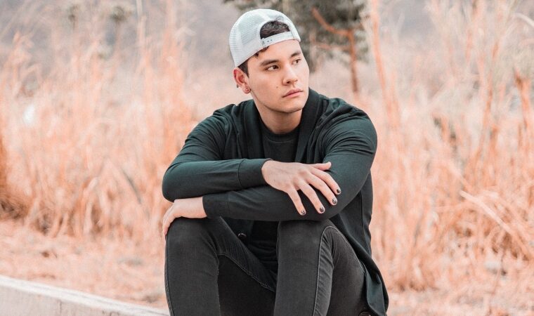 Con “Bailecito” Jota G retoma su carrera musical