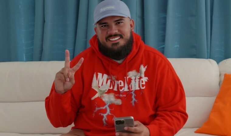 SR HUMOR: La historia detrás del creador de la plataforma de memes virales que hace reír a Latinoamérica