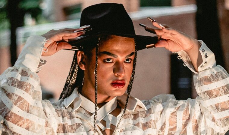 Stangah se presenta como nuevo exponente del electro pop con «Posan»