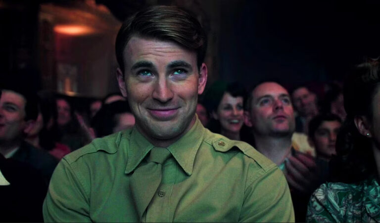 La madre de Chris Evans responde a su nombramiento como el hombre más sexy del mundo