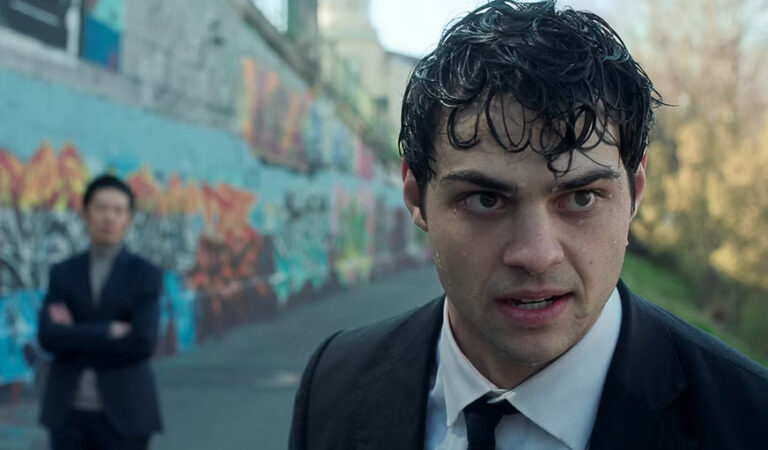 The Recruit: Noah Centineo es un James Bond amateur en el tráiler de la nueva serie Netflix