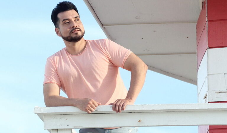 El cantante “Novaro” se renueva en la música